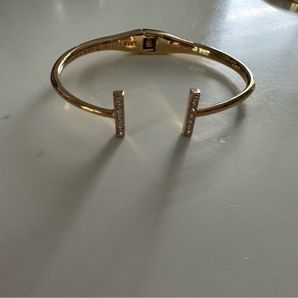 Kate sapde hinged bangle with design